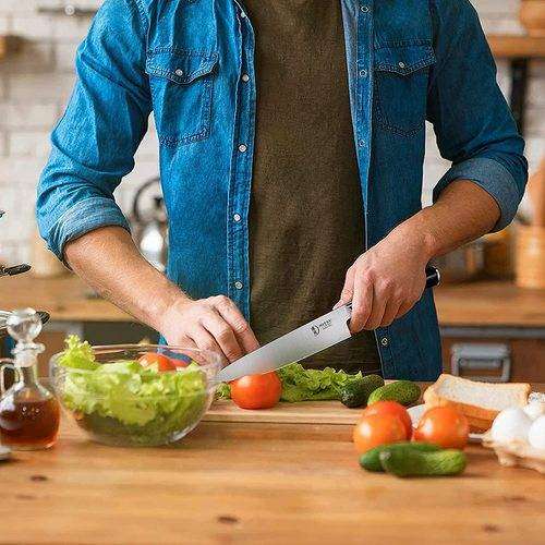 High Carbon Stainless Steel Professional Razor Sharp Chef's Kitchen Knife (by quicklify)